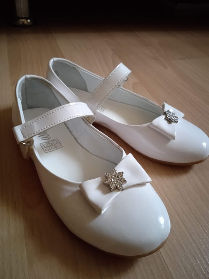 Beyaz Babet Ayakkabı